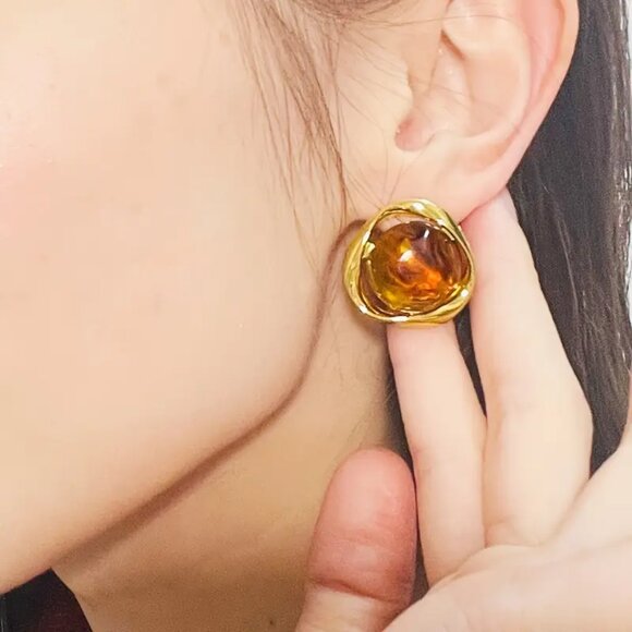 NEW Yellow goldtone amber resin earrings 925 silver posts - Picture 1 of 3